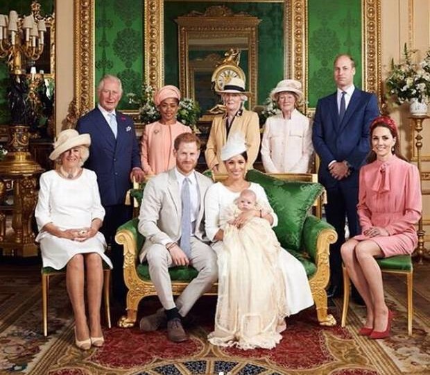 Above: The Duchess of Cambridge in the trendy red Alice band.