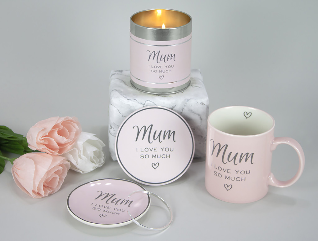Above: The new sentimental Mother’s Day range from Transomnia.
