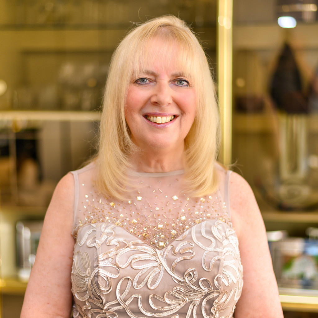 Above: Sue Marks welcomed viewers to the Awards.