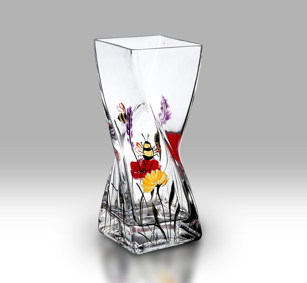 Above: Also new from Nobile for the coming season is an unusual Bees & Poppy vase.