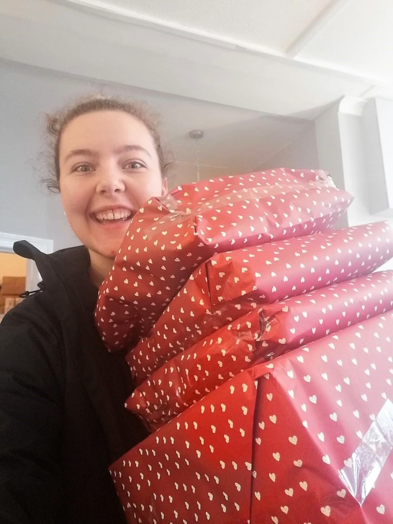 Above: Brocante’s content manager Maria Norman heading off to post some parcels in time for Mother’s Day.