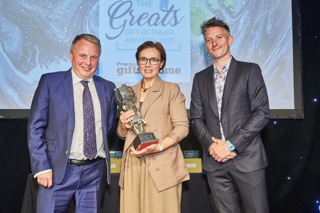 Above: Lisa Carberry, owner of Original Artists in Gourock, won the Independent Gift Retailer of the Year – Scotland category. Her award was presented by category sponsor Lincoln Exley, managing director of Allsorted.