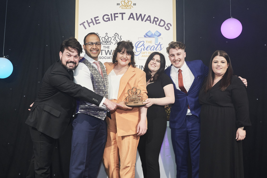Above: The team from Spice Kitchen joined founder Sanjay Aggarwal (second left) on stage at The Gift Awards to receive their Gift of the Year trophy from Jo Pilcher on behalf of Pink Key Licensing. The winning product was the company’s Indian Spice Tin and Silk Sari Wrap.