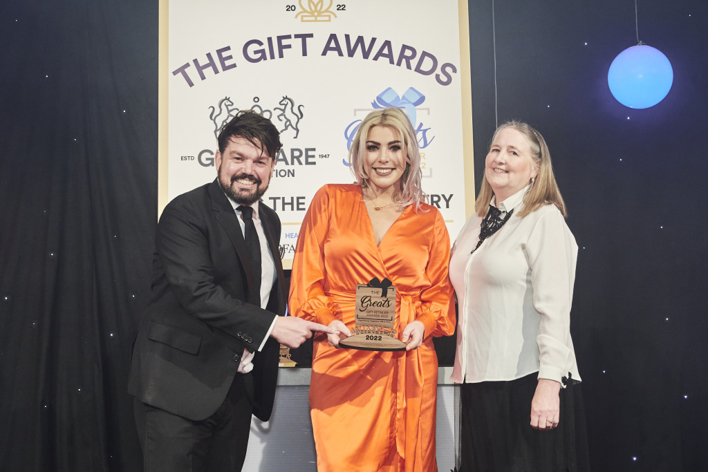 Above: Libby Holden, owner of Lovely Libby’s, was presented with the Non-Specialist Retailer of Gifts trophy by Claire Harris, founder of Talking Tables, category sponsor.