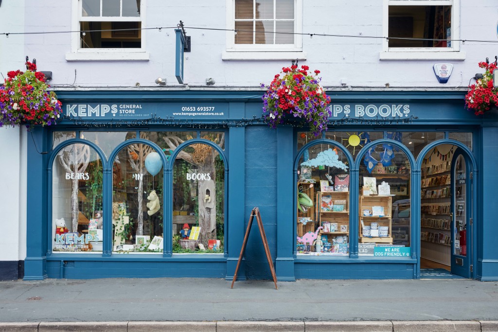 Above: Kemps General Store and Kemps Books in Malton.