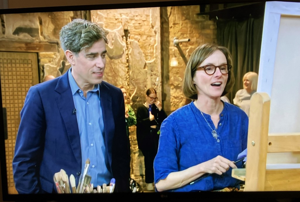 Above: Portrait Artist of the Year presenter Stephen Mangan watches Emma Hill at work, as she creates her portrait of Good Morning Britain’s Susanna Reid.