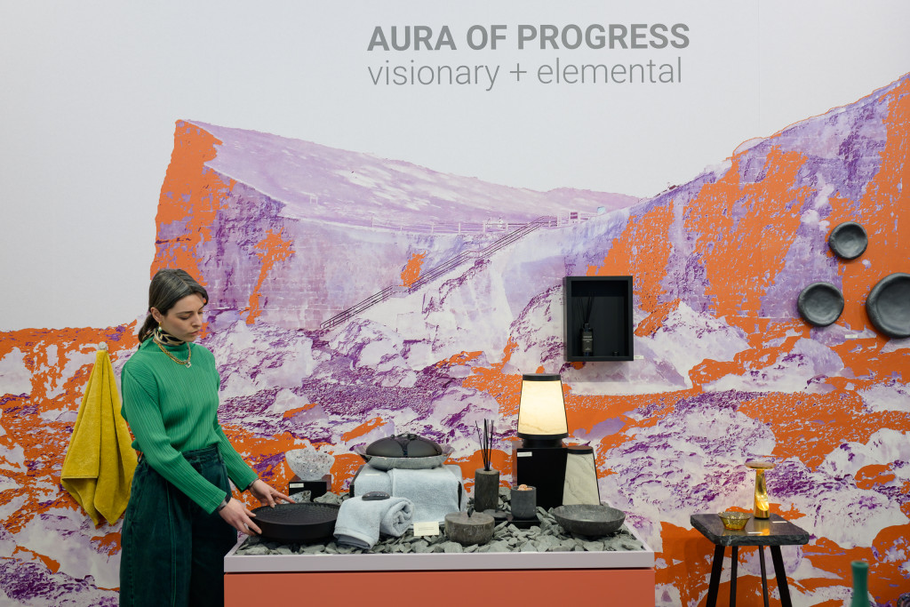 Above: Aura of Progress.