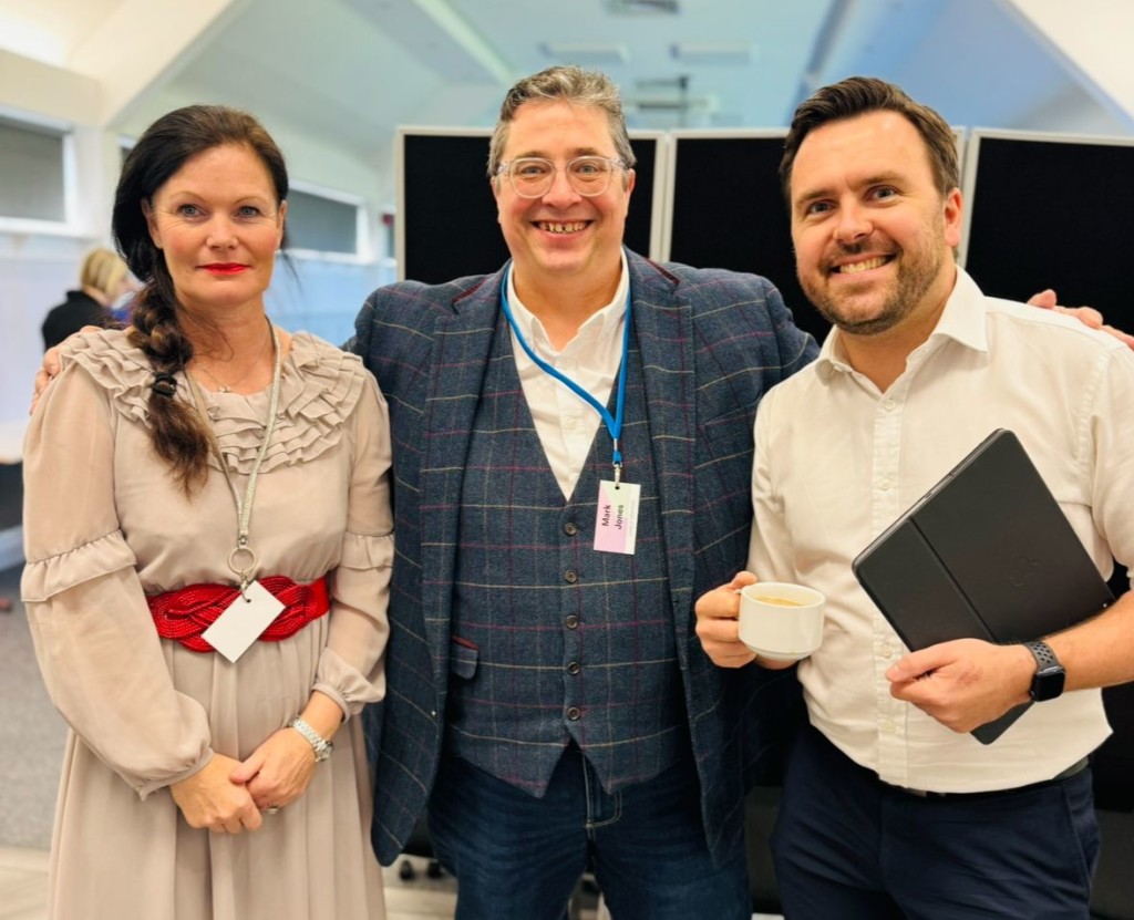 Above: Mark Jones, (centre), the new chair of the GA’s National Committee, is shown with the Association’s ceo Sarah Ward, and vice chair Stephen Illingworth.