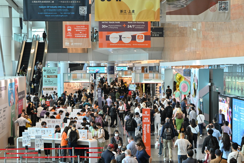 Above: Seven HKTDC lifestyle and licensing events took place at the end of last month, attracting some 100,000 buyers from 131 countries and regions.
